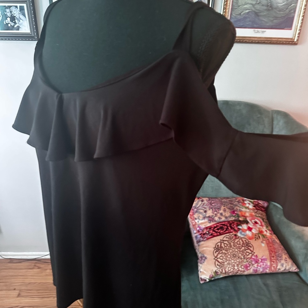 Express Black Ruffle Blouse - Picture 2 of 4